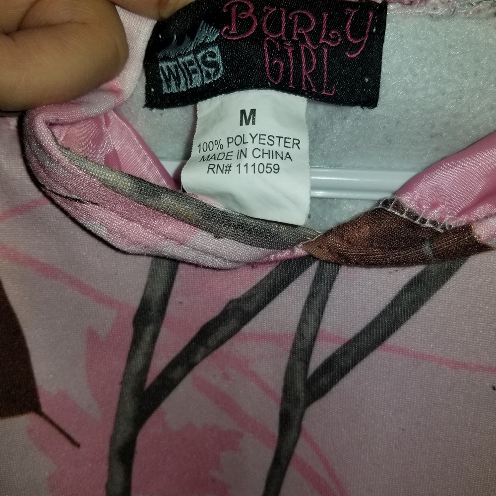 Pink camouflage pullover - Picture 2 of 2